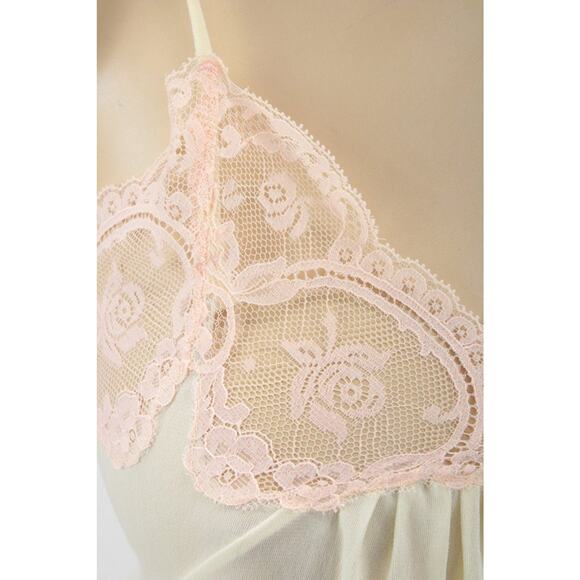 Vintage Annique Wide Sweep Nightgown M Yellow Nylon Pink Lace Criss Cross Straps - Picture 10 of 14